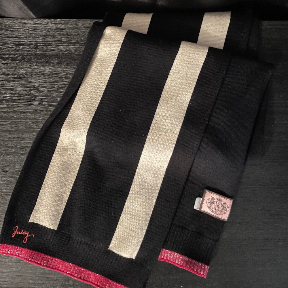 Juicy Couture Pink Trim Scarf